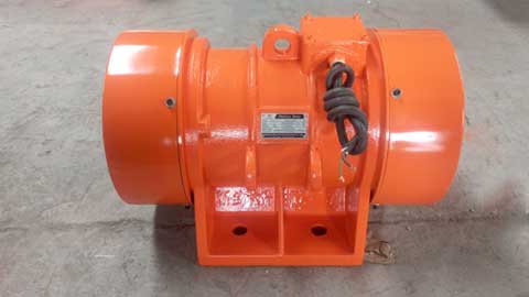 7.5KW YZU-100-6振動(dòng)電機(jī)