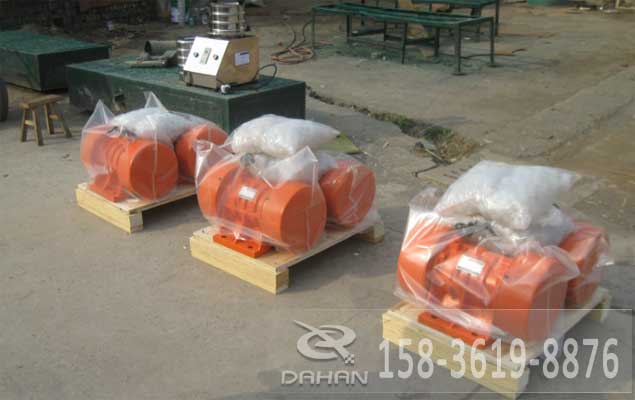 振動(dòng)電機(jī)