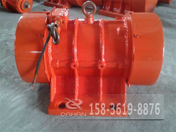 振動(dòng)電機(jī)